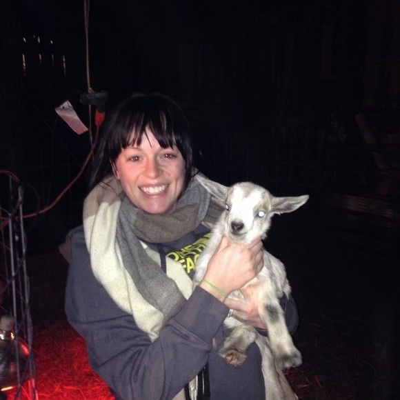 Meet your Posher, Megan - Picture 8 of 12